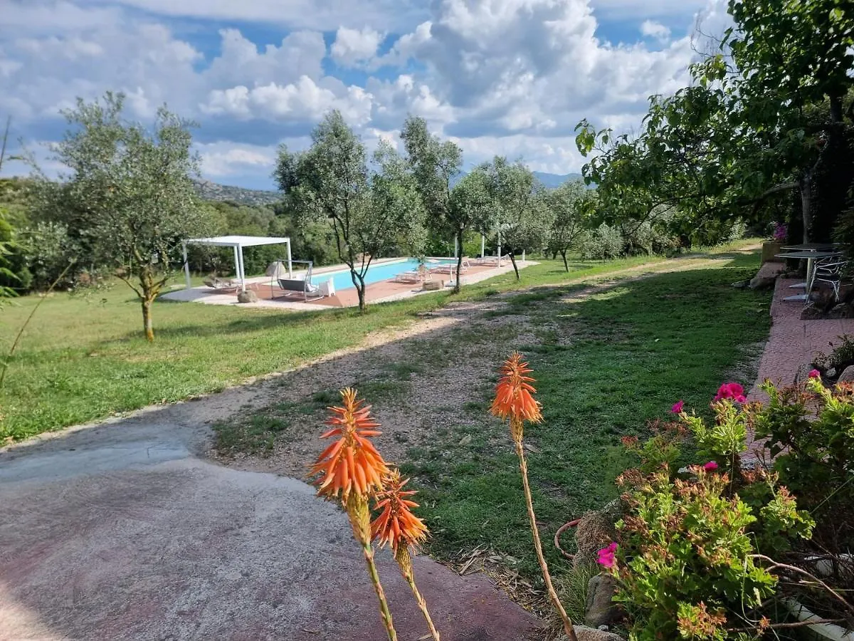 Aldo Countryside Bed and Breakfast Arzachena